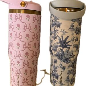 HydraPeak Pink Floral Bow Hydrapeak 32 0z & 2nd bottle..